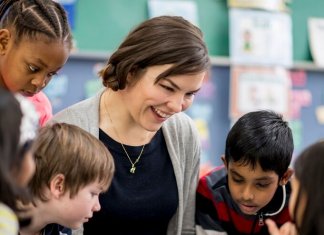 Ensinem afeto nas escolas. Os bons profissionais precisam ser, antes de tudo, bons seres humanos