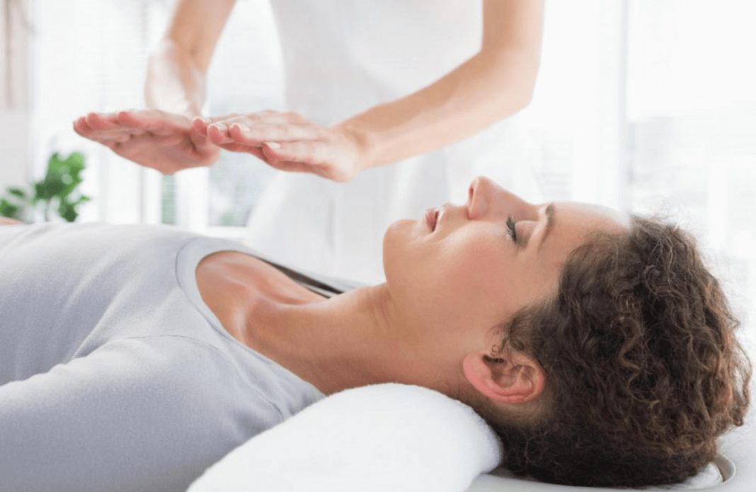 Reiki e os benefícios que ele pode trazer para a sua Vida