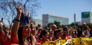 A luta das mulheres indígenas para conquistar espaços políticos