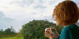 Felicidade é uma ilusão mercadológica, quero ter uma vida interessante, diz psicanalista