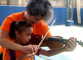 Brasil de Tuhu, o desafio de musicalizar o país inteiro