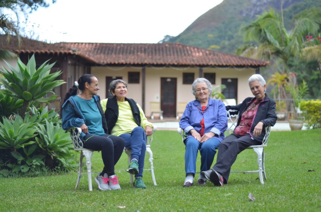 População idosa desperta o interesse das construtoras