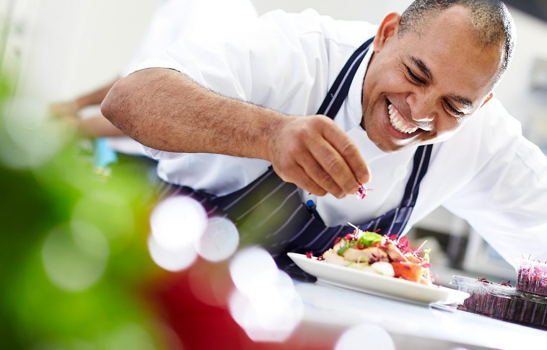 Se cozinhar é sagrado, comer é mágico – por Rubem Alves